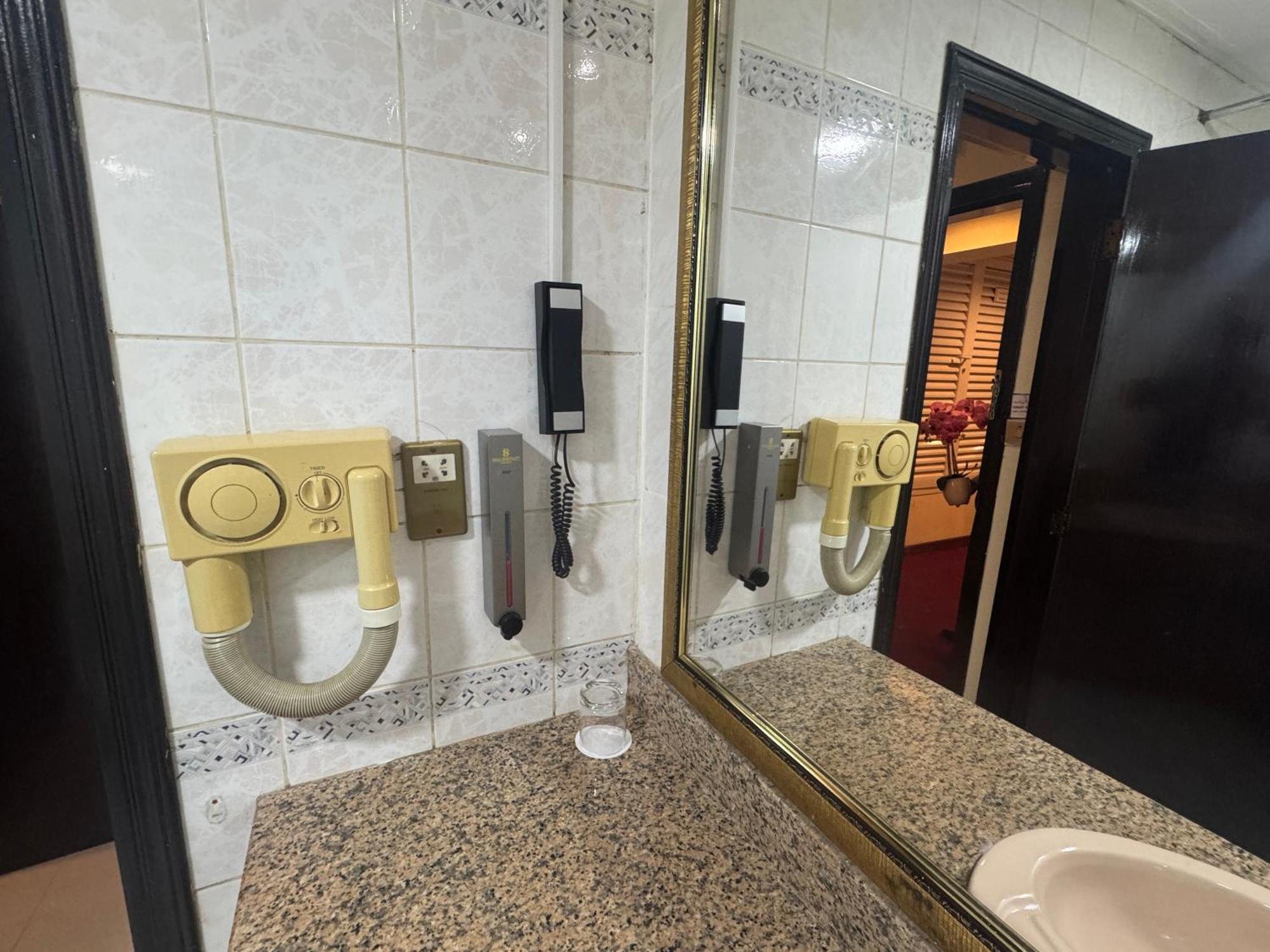 Orchid Hotel Deira Dubaj Kültér fotó